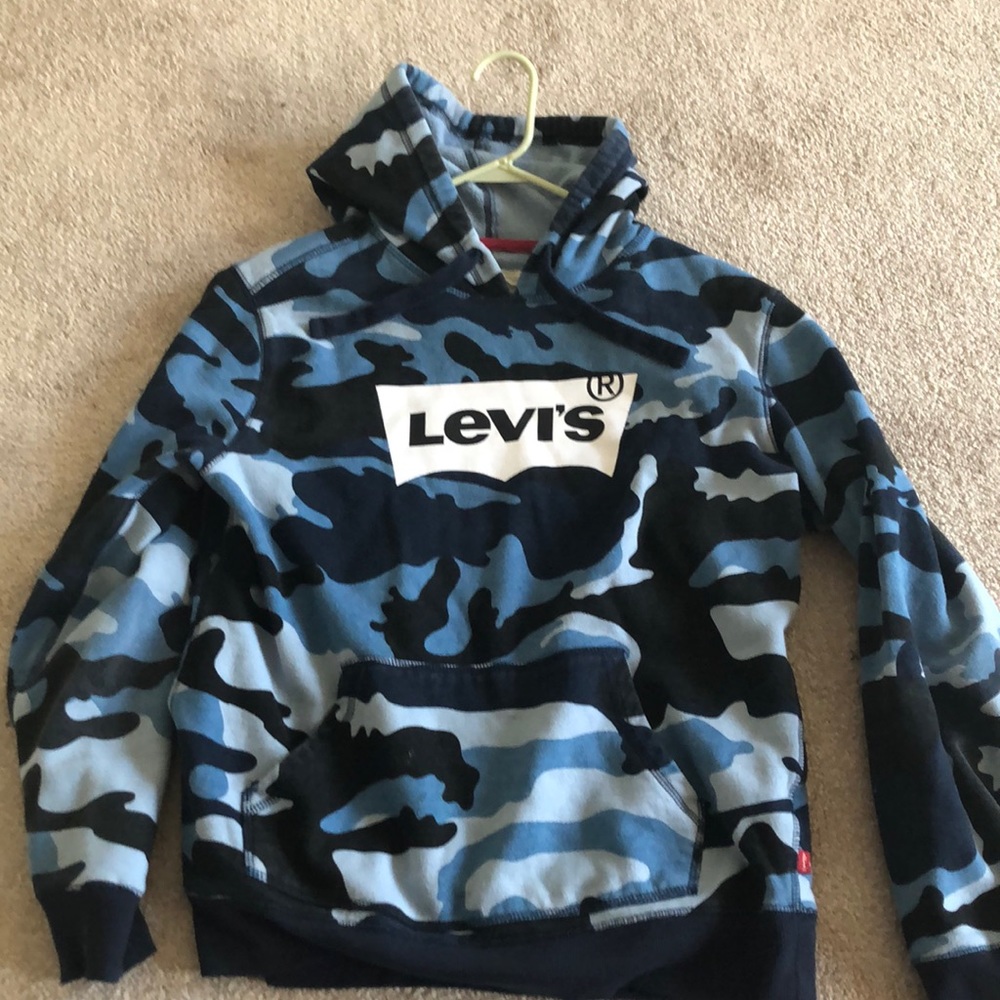 Levi’s Pullover Hoodie